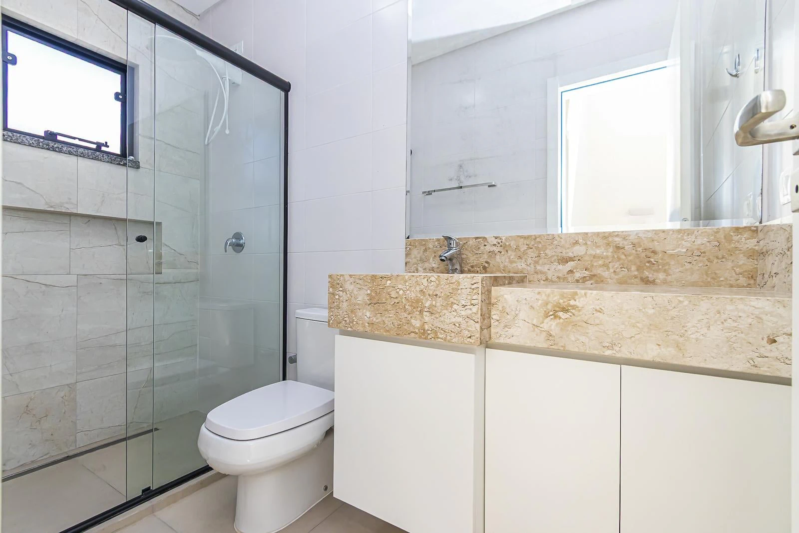 Casa, 92 m², con balcón cerrado con vidrio — photo 25