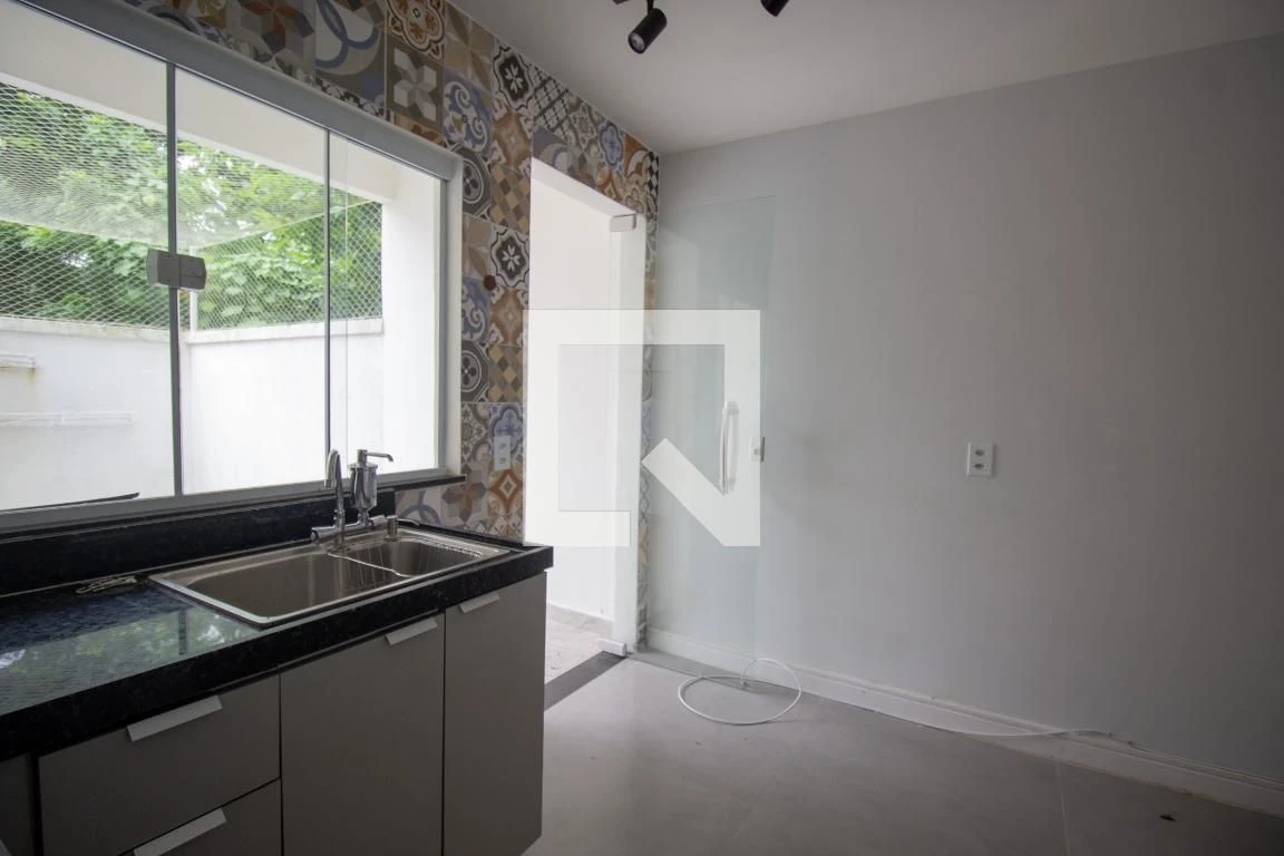 Будинок: 2 спальні, 1 з власною ванною кімнатою, 90 м² — photo 9
