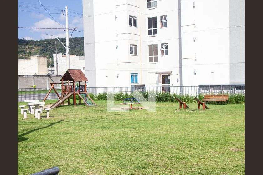 Apartamento alugado com 2 quartos, 1 banheiro e 43 m² — photo 3