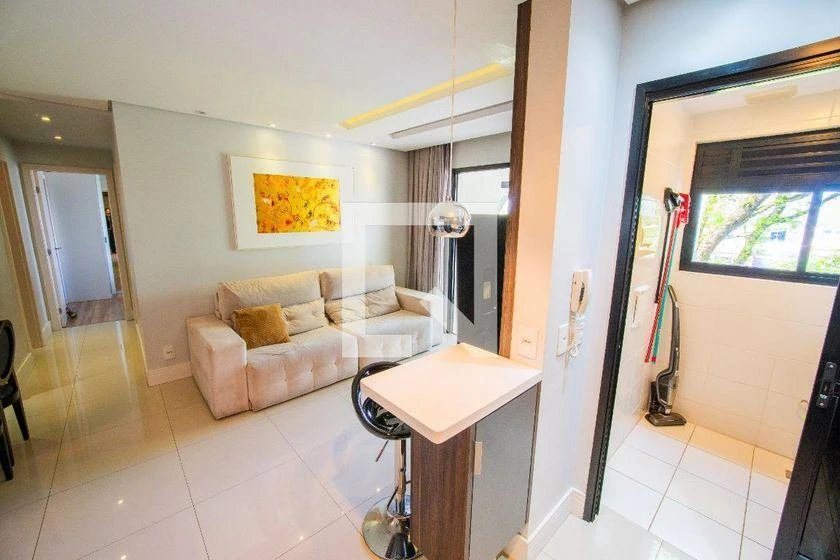 Furnished apartment, 65 m², with a glass-enclosed balcony — photo 20