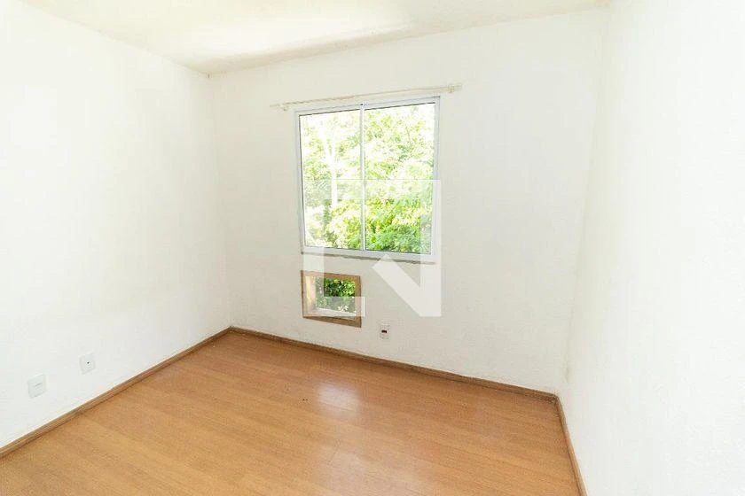2-bedroom apartment in a building with a gym — photo 18