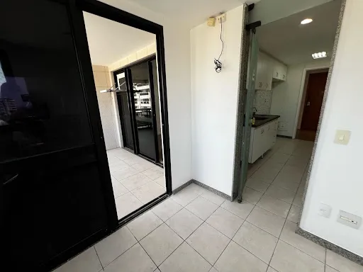 Mountain view in a 2-bedroom apartment, 112 m² — photo 2