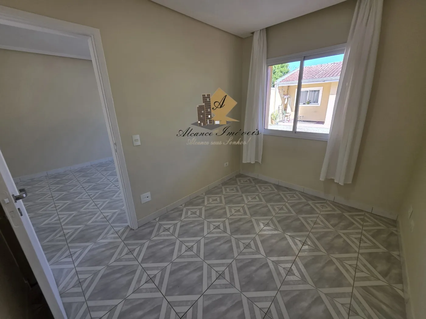 Condominium house with 2 bedrooms and 1 bathroom — photo 30