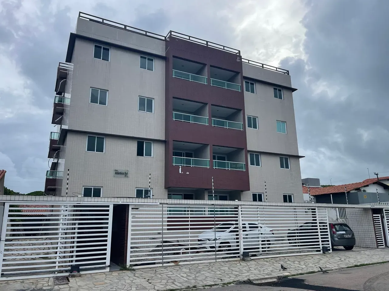 2-bedroom apartment with balcony and water view — photo 8