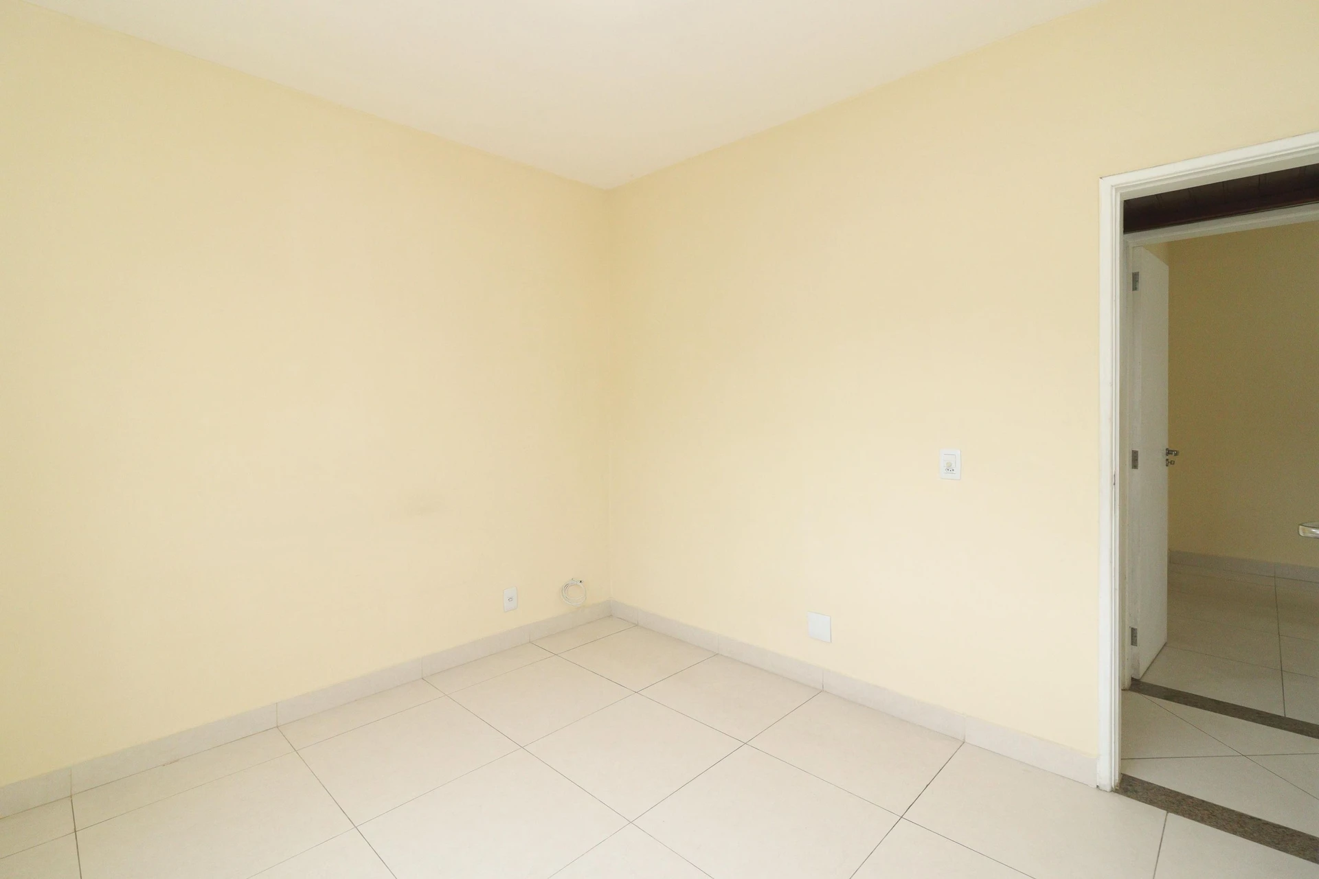 3-bedroom apartment with a mountain view — photo 5