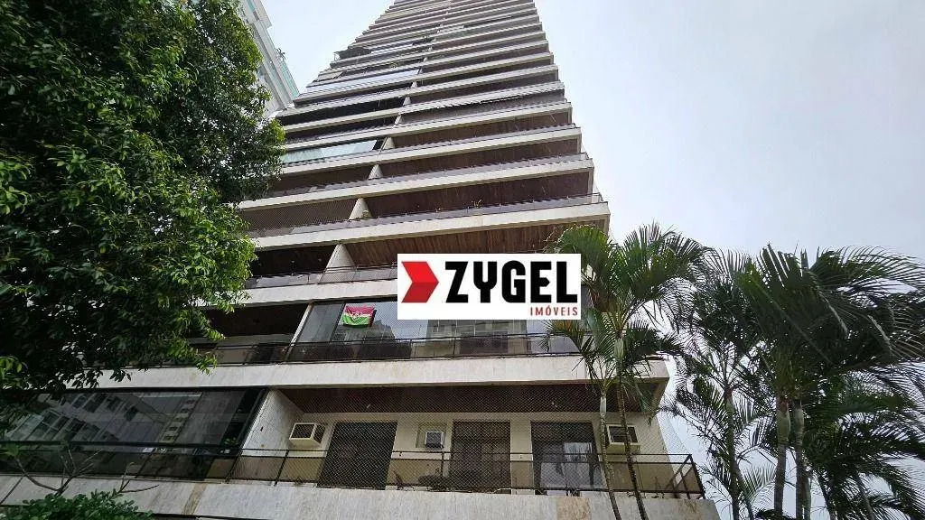 4-bedroom apartment with a water view in Rio de Janeiro — photo 20