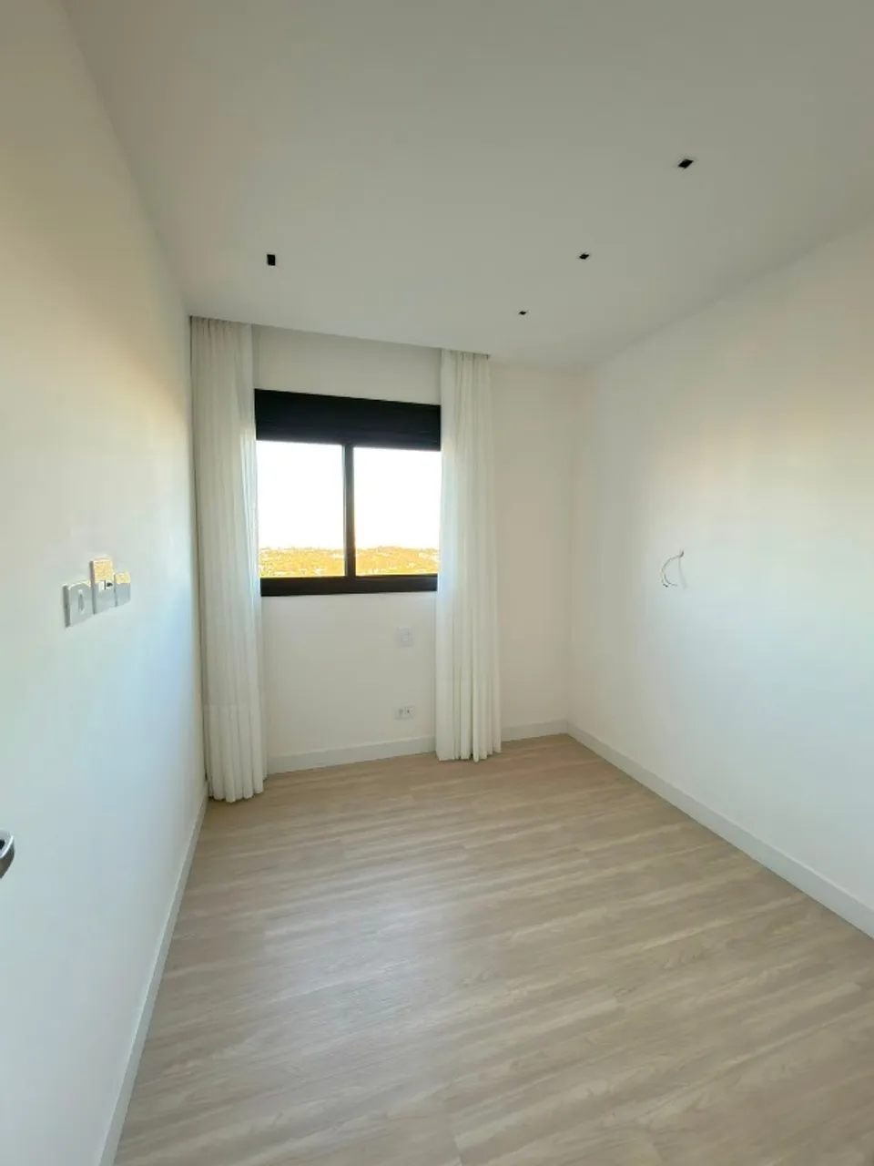 Furnished 3-bedroom apartment with integrated kitchen — photo 9