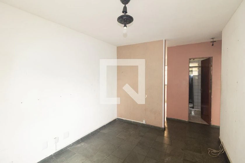 2-bedroom apartment with a separate kitchen and 44 m² — photo 21