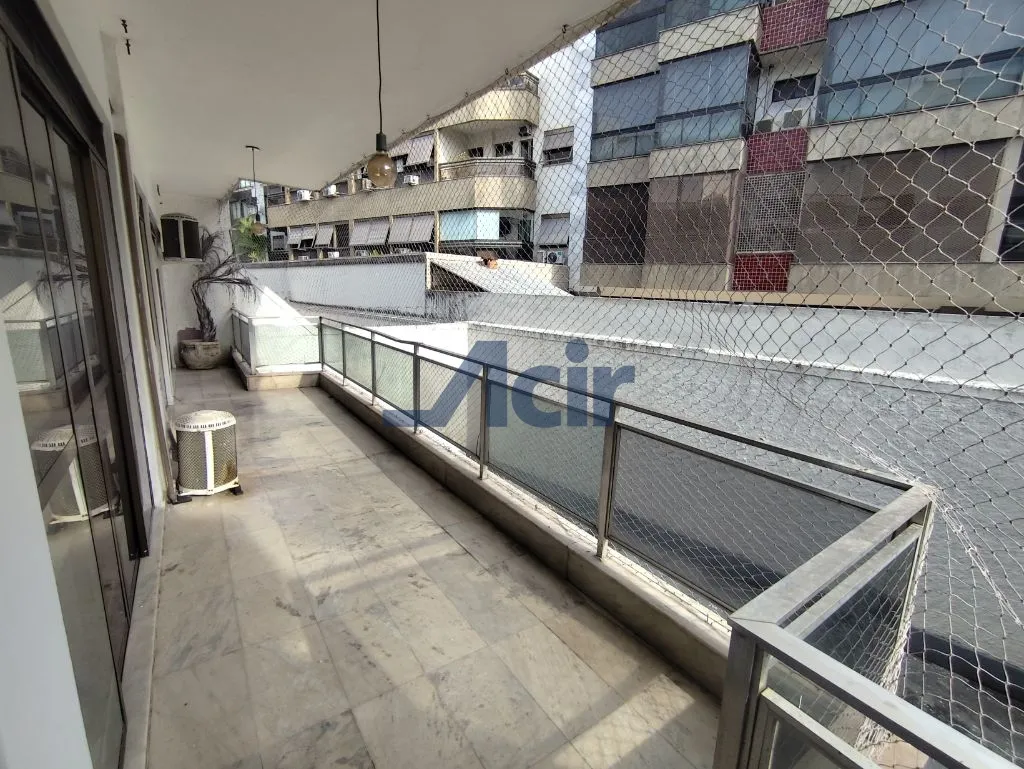 3-bedroom apartment, 1 with its own bathroom, 122 m² — photo 11