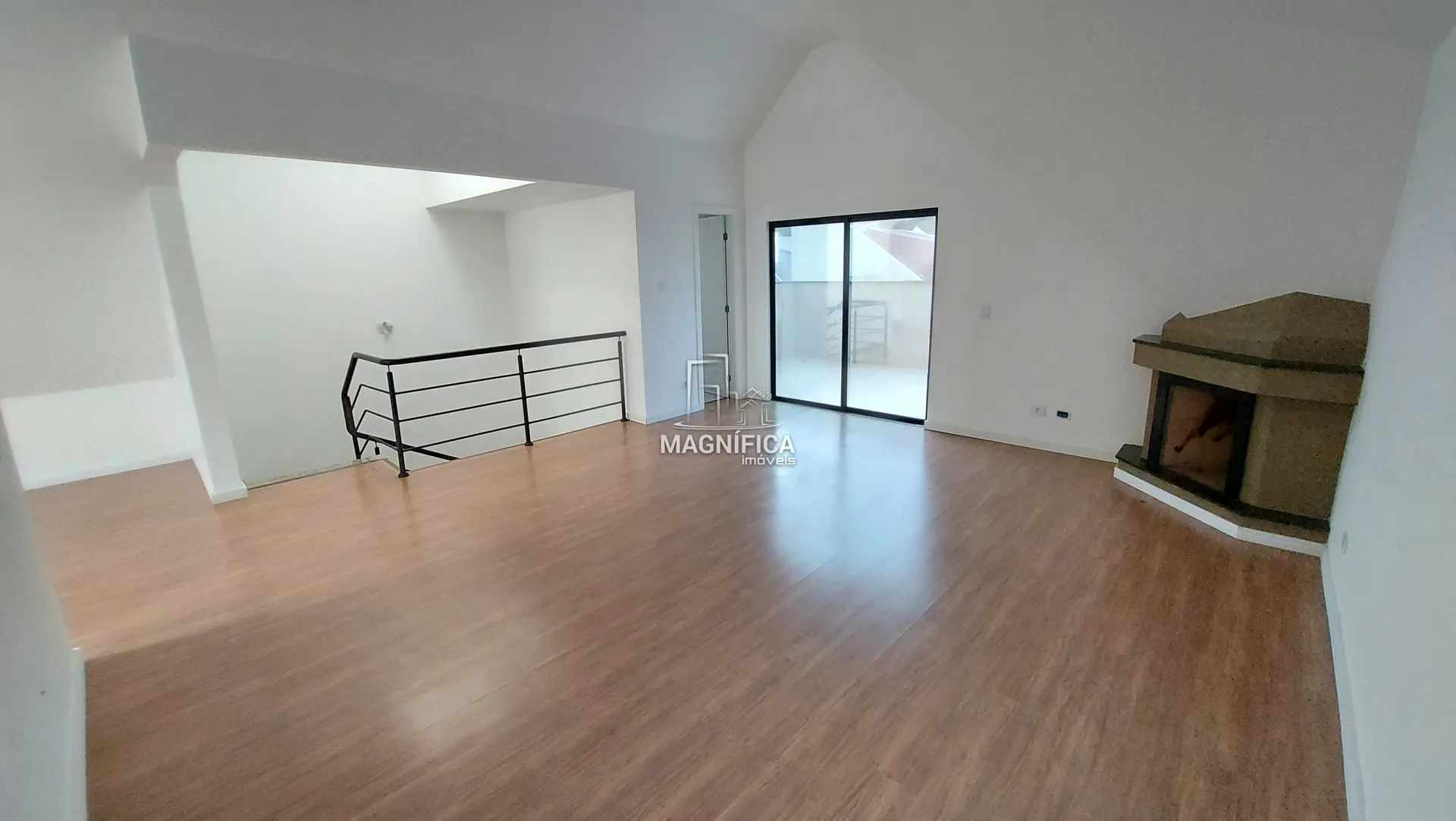 Unfurnished house with 5 bedrooms and 6 bathrooms — photo 25