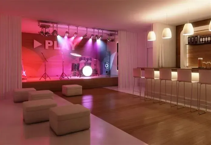 4-bedroom apartment with a grill on the balcony — photo 32