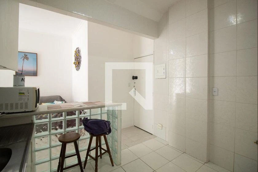 1-bedroom apartment with an open electric kitchen — photo 10
