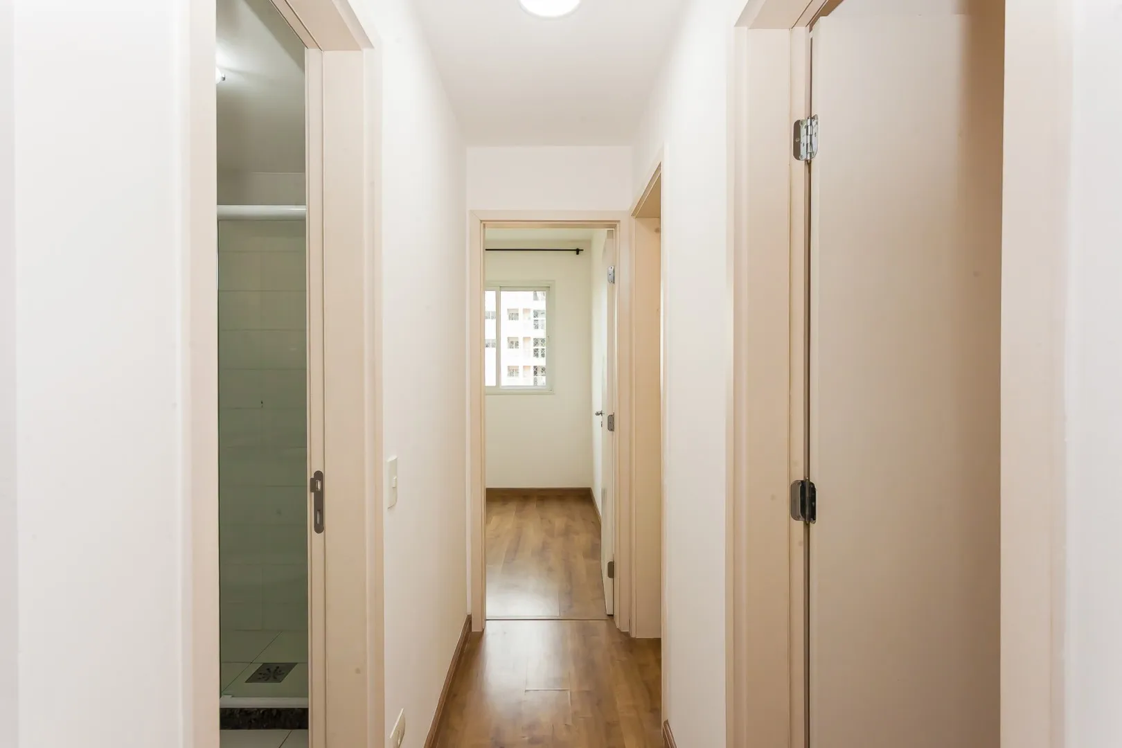 Apartment, 60 m², with wood or laminate floors — photo 28