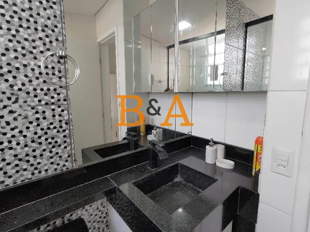 Furnished apartment, 120 m², with a glass-enclosed balcony — photo 25