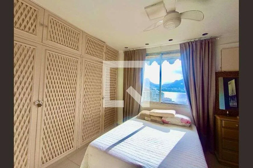 Apartamento de 4 quartos com cozinha integrada e 280 m² — photo 28