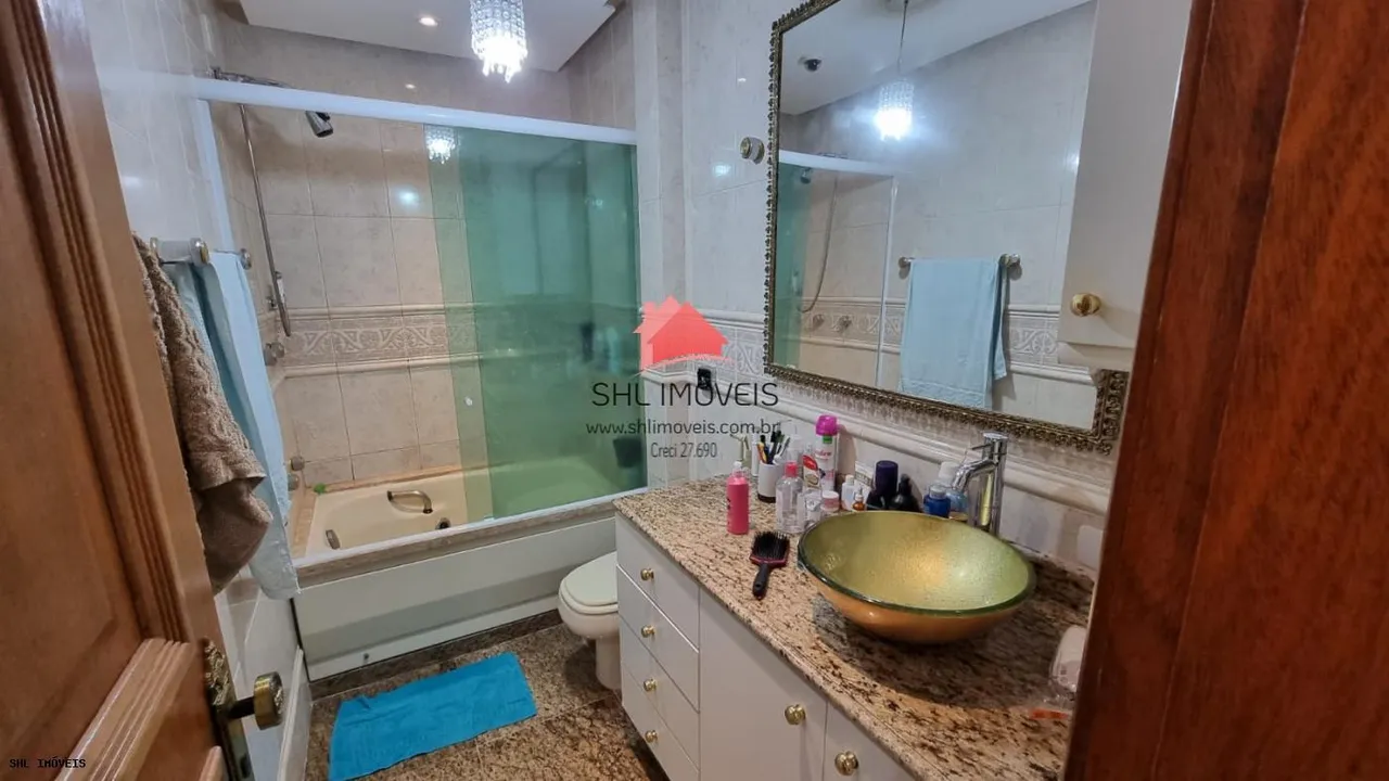 3-bedroom apartment with 4 bathrooms and 2 parking spots — photo 4
