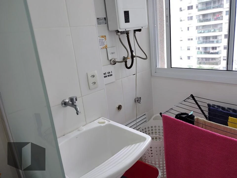 Furnished 84 m² apartment with 3 bedrooms and a suite — photo 28