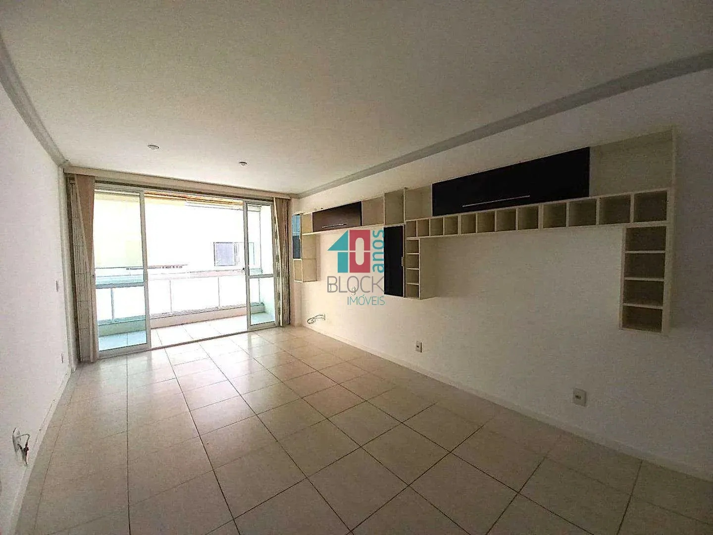 Home office in a 2-bedroom apartment, 84 m² — photo 10