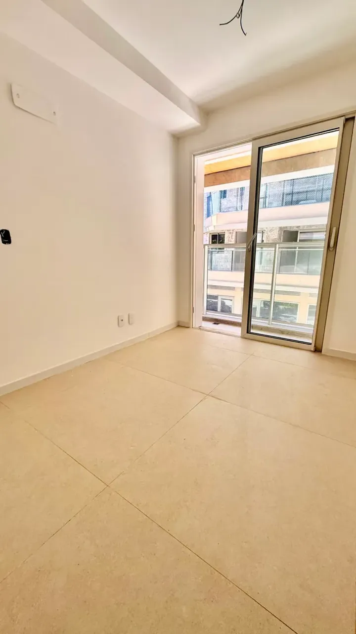 2-bedroom apartment with a balcony and 1 parking space — photo 8