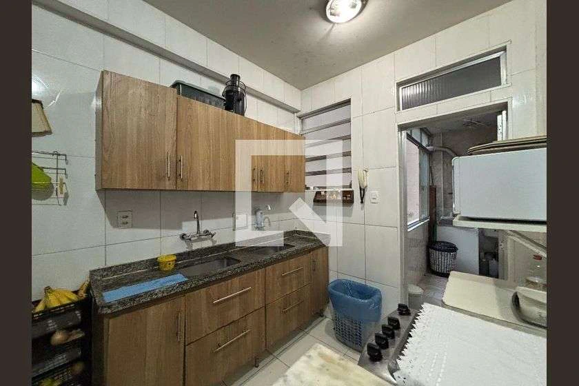 130 m² furnished apartment with 4 bedrooms and 2 baths — photo 8