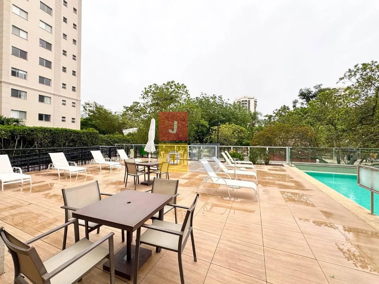 Apartamento mobiliado, 193 m², com janelas do piso ao teto — photo 52