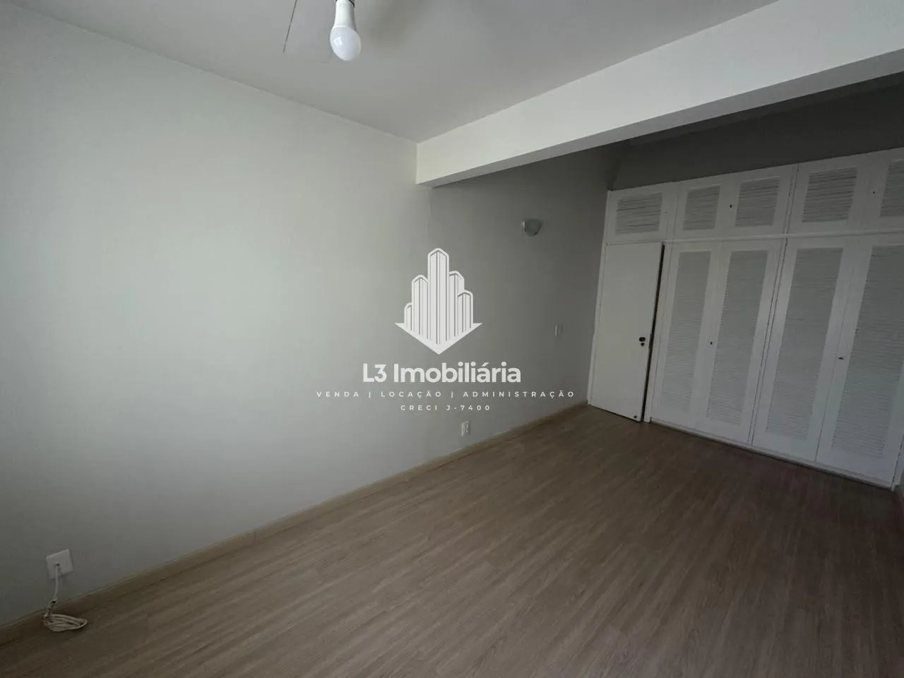 Rental house with 4 bedrooms and 3 bathrooms — photo 26