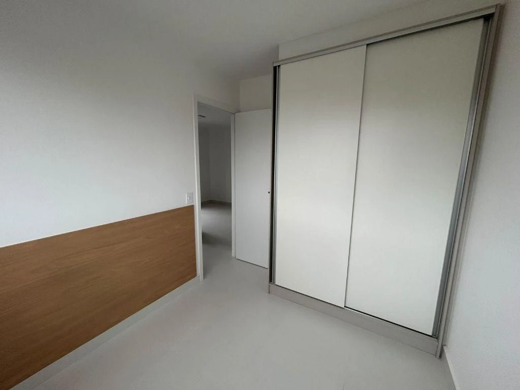 2-bedroom apartment with a washing machine — photo 34