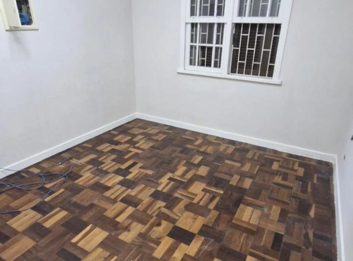 Unfurnished commercial house with 396 m² and 6 parking spots