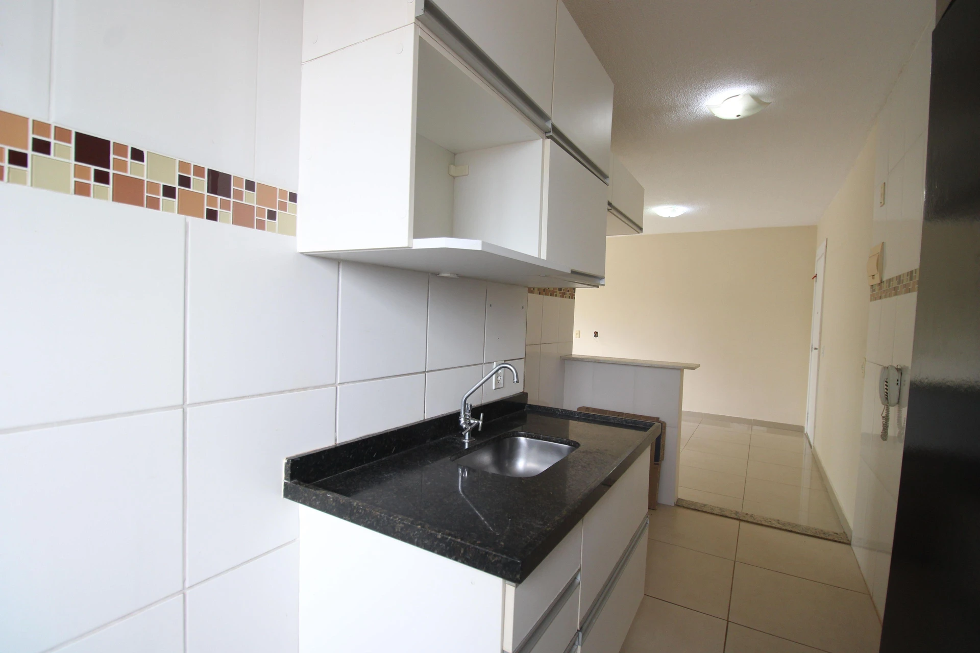 2-bedroom apartment with balcony, well kept and tidy — photo 28