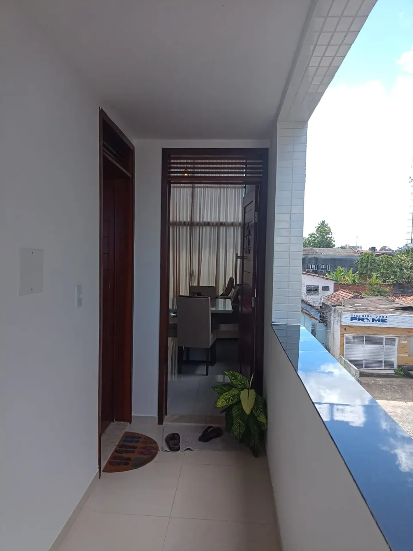 3-bedroom apartment with a washing machine in João Pessoa — photo 13