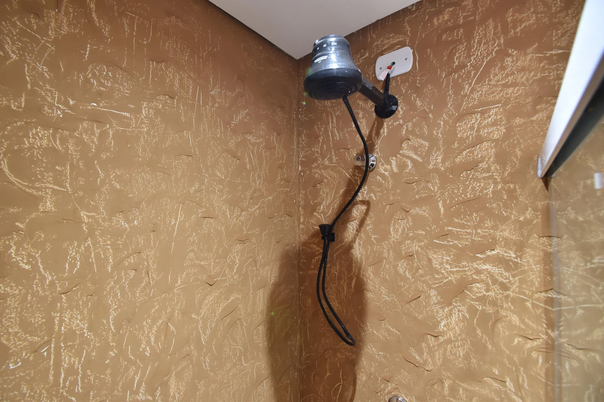 Studio, 38 m², with wood or laminate floors — photo 15