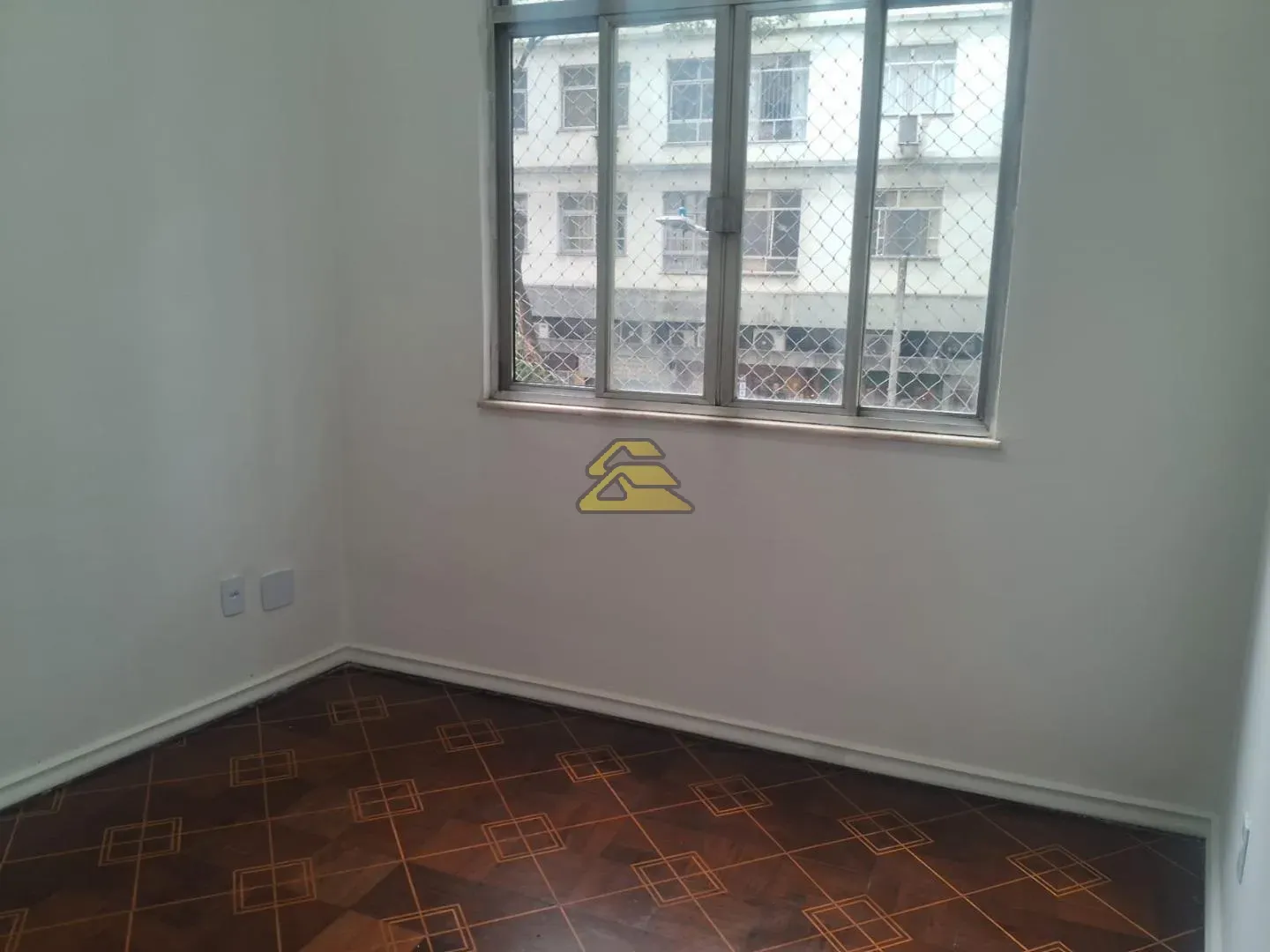Apartment, 76 m², with wood or laminate floors — photo 13