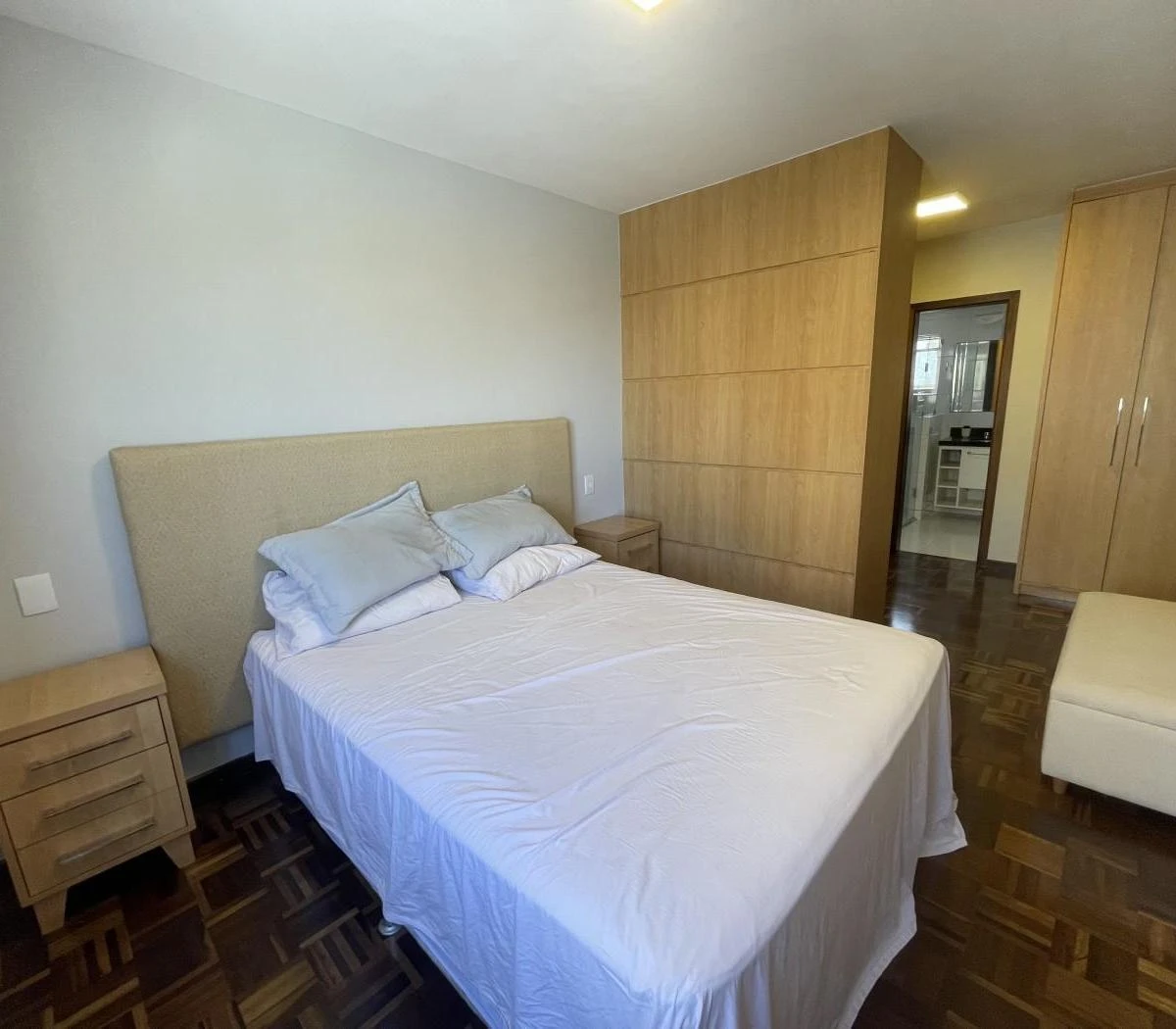 Furnished apartment, 148 m², with a washing machine — photo 32
