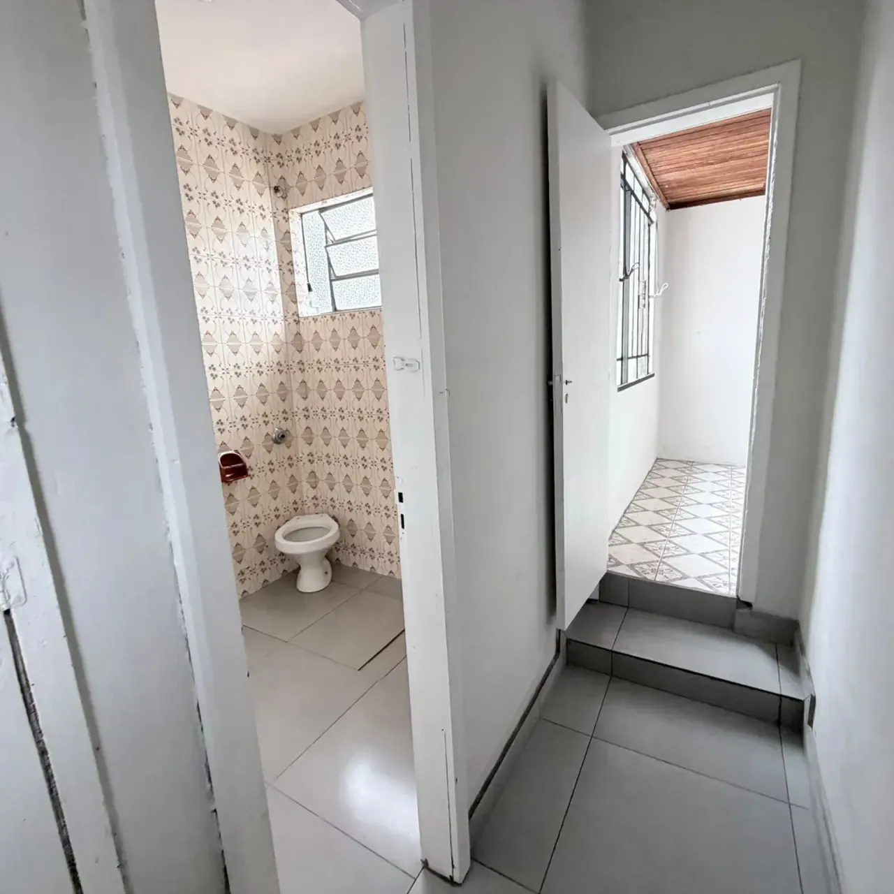 5-bedroom house with a washing machine in Curitiba — photo 11