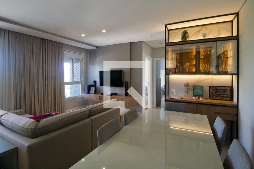 Home office in a 2-bedroom apartment, 80 m²