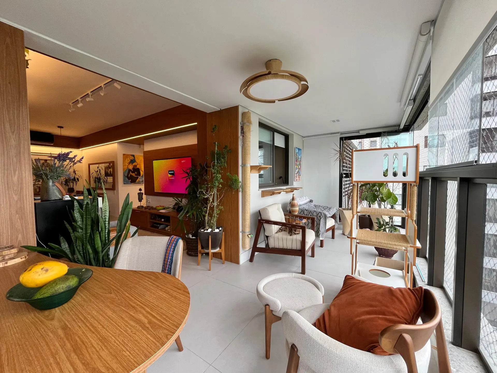 Furnished apartment, 70 m², with a water view — photo 9