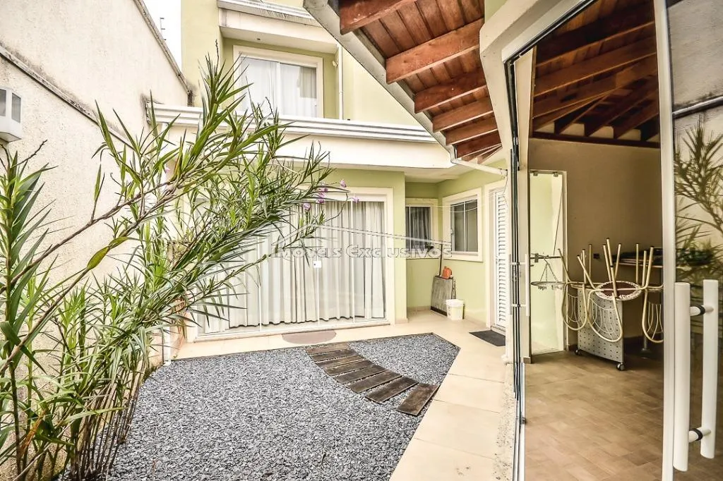 Furnished 253 m² house with 4 bedrooms and an open gas kitchen — photo 25
