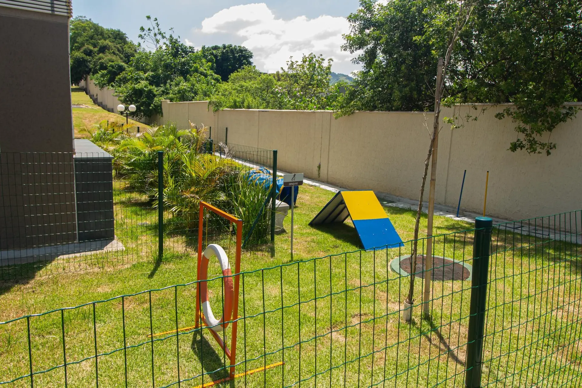 Apartamento de 2 quartos em condomínio com academia — photo 25