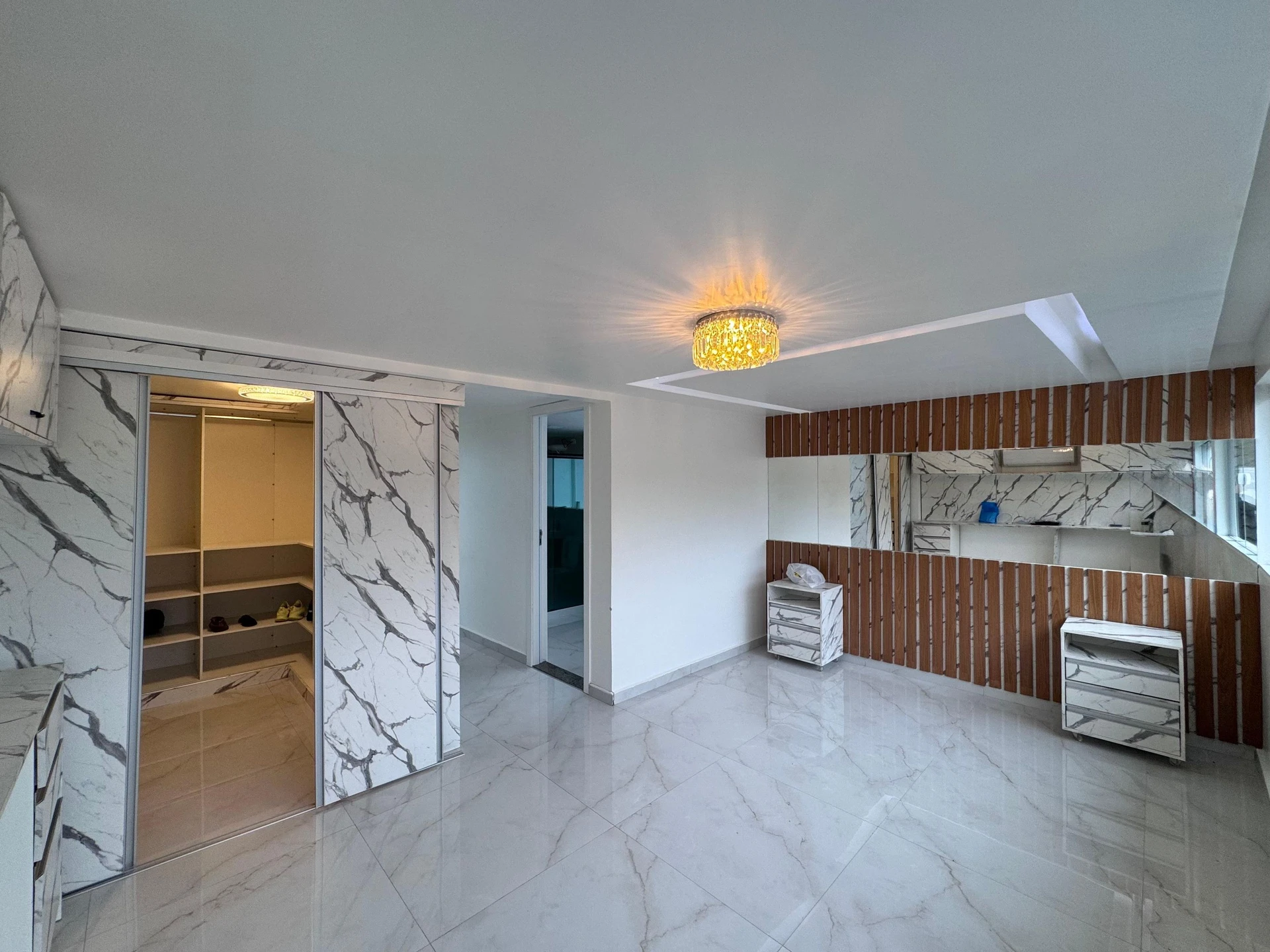 Furnished house with 5 bedrooms and 5 bathrooms — photo 2