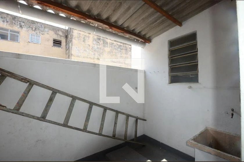 65 m² apartment with 2 bedrooms and 1 bathroom — photo 42