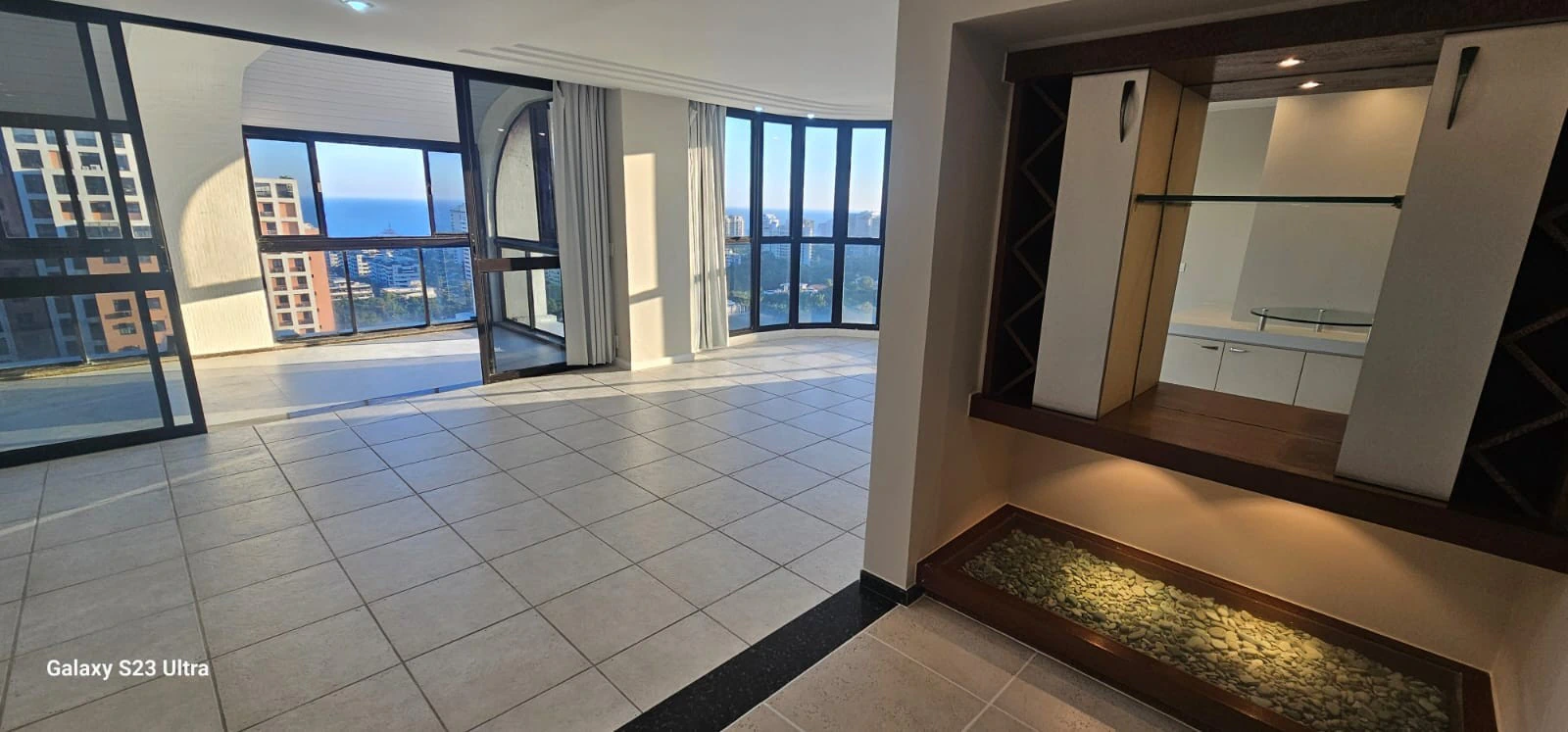 200 m² duplex penthouse on the 20th floor with 3 suites — photo 10