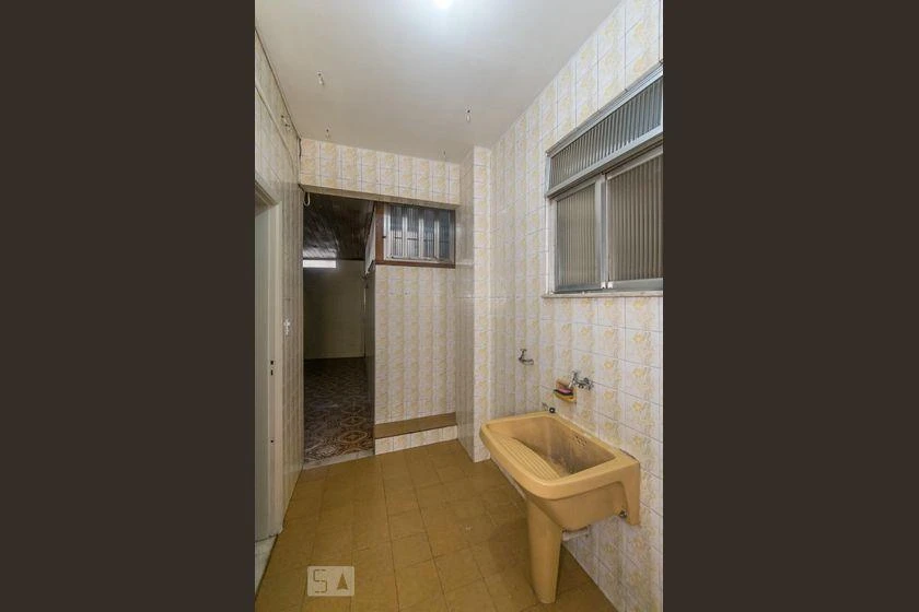 Unfurnished rental apartment with 4 bedrooms and 110 m² — photo 46