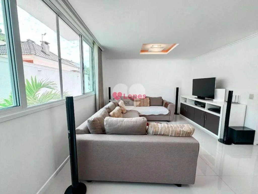 Furnished house with 5 bedrooms and 3 en-suite — photo 8