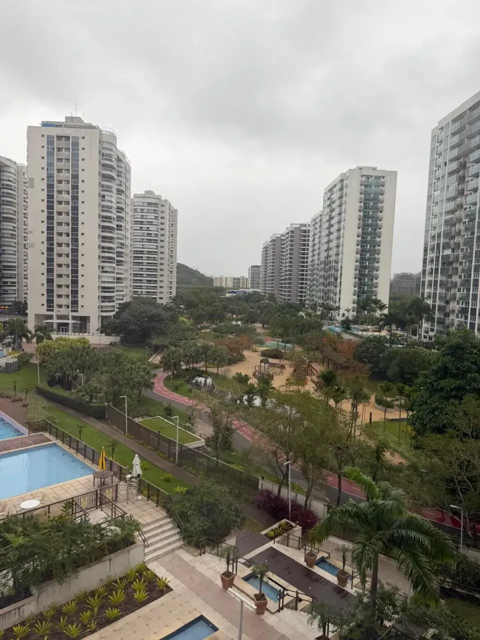 Apartamento mobiliado com 3 quartos e 3 banheiros — photo 12