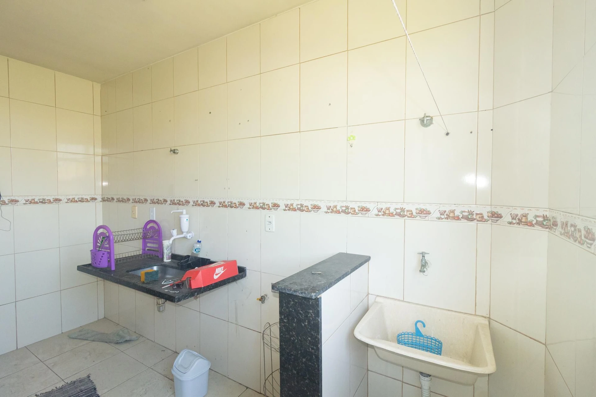 Apartment with laundry area, 2 bedrooms and closed kitchen — photo 9