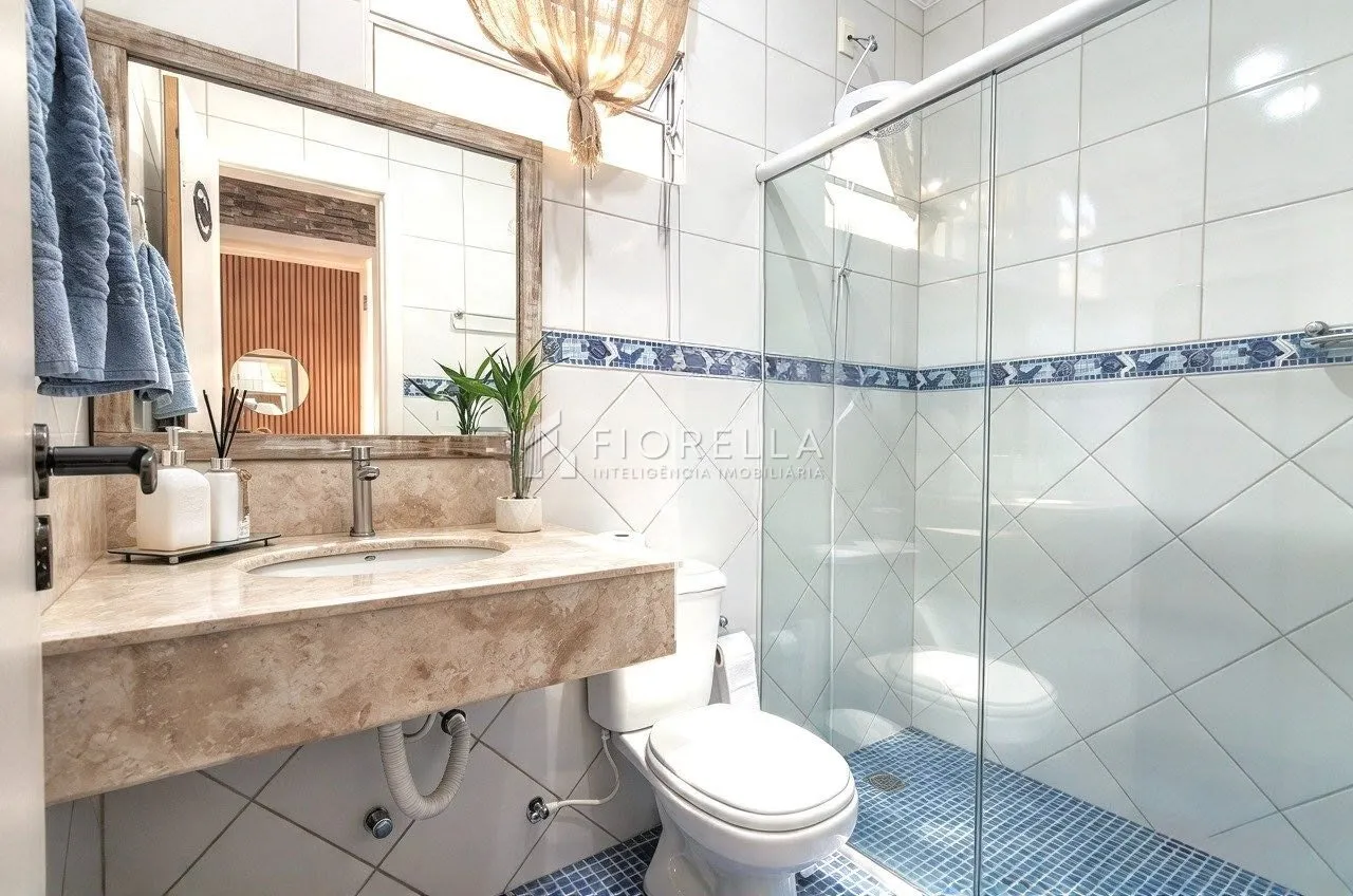 3-bedroom house with a grill on the balcony in Florianópolis — photo 19