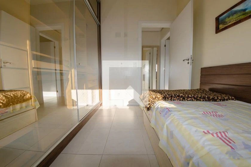 Apartamento amueblado con 2 dormitorios y 115 m² — photo 47