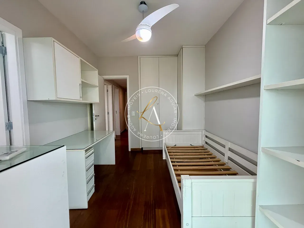 Apartamento mobiliado 140 m² com 4 quartos e 4 banheiros — photo 3