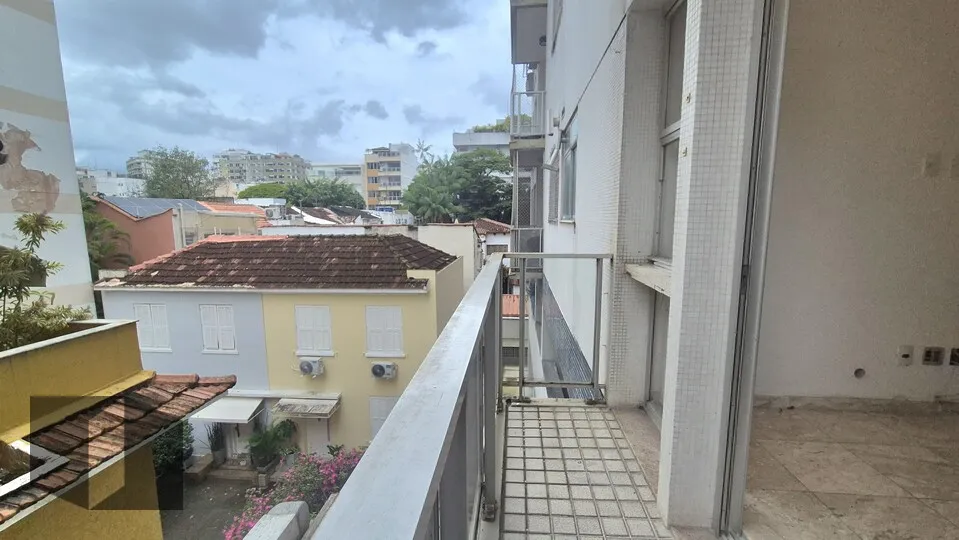 Квартира з 2 спальнями та ванною в спальні, 81 м² — photo 22