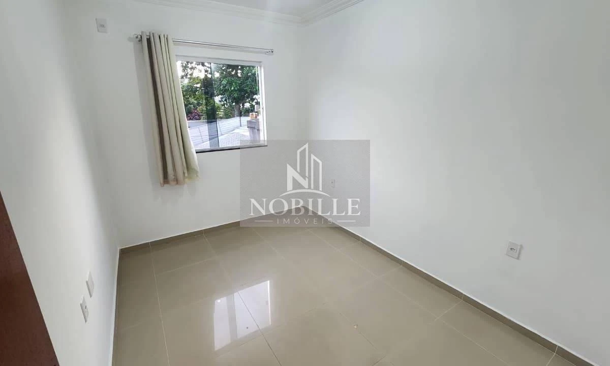 Балкон с грилем и 2 спальни: квартира 65 м² — photo 13